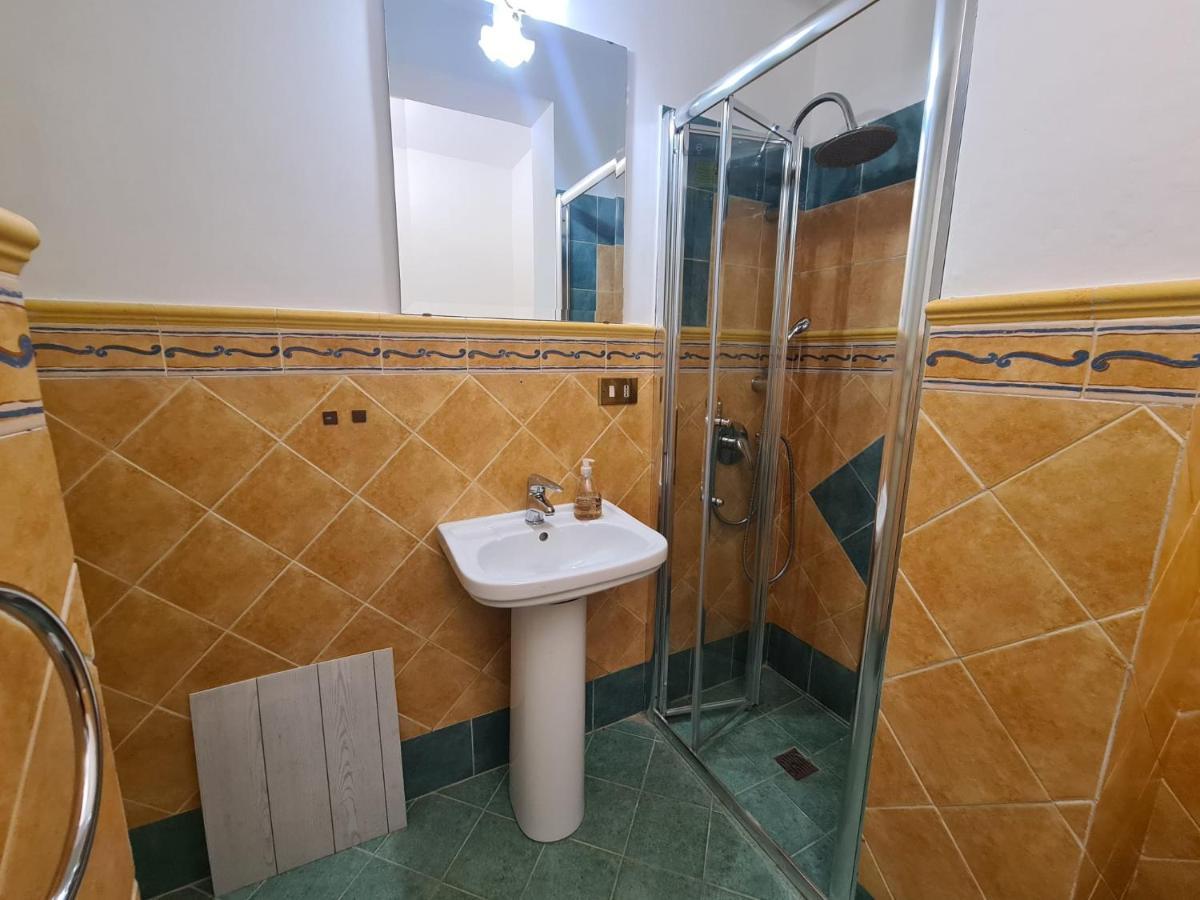 Residenza Amari Suites Palermo Bagian luar foto